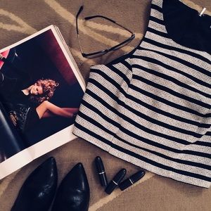 Express Sleeveless Crop Top